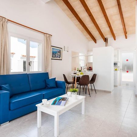 Rimar 5, 2 Bedroom Apartment, Cap D'Artrutx Кала-ен-Бош Екстер'єр фото