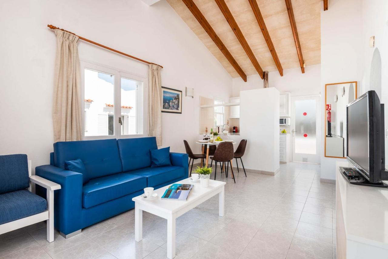 Rimar 5, 2 Bedroom Apartment, Cap D'Artrutx Кала-ен-Бош Екстер'єр фото